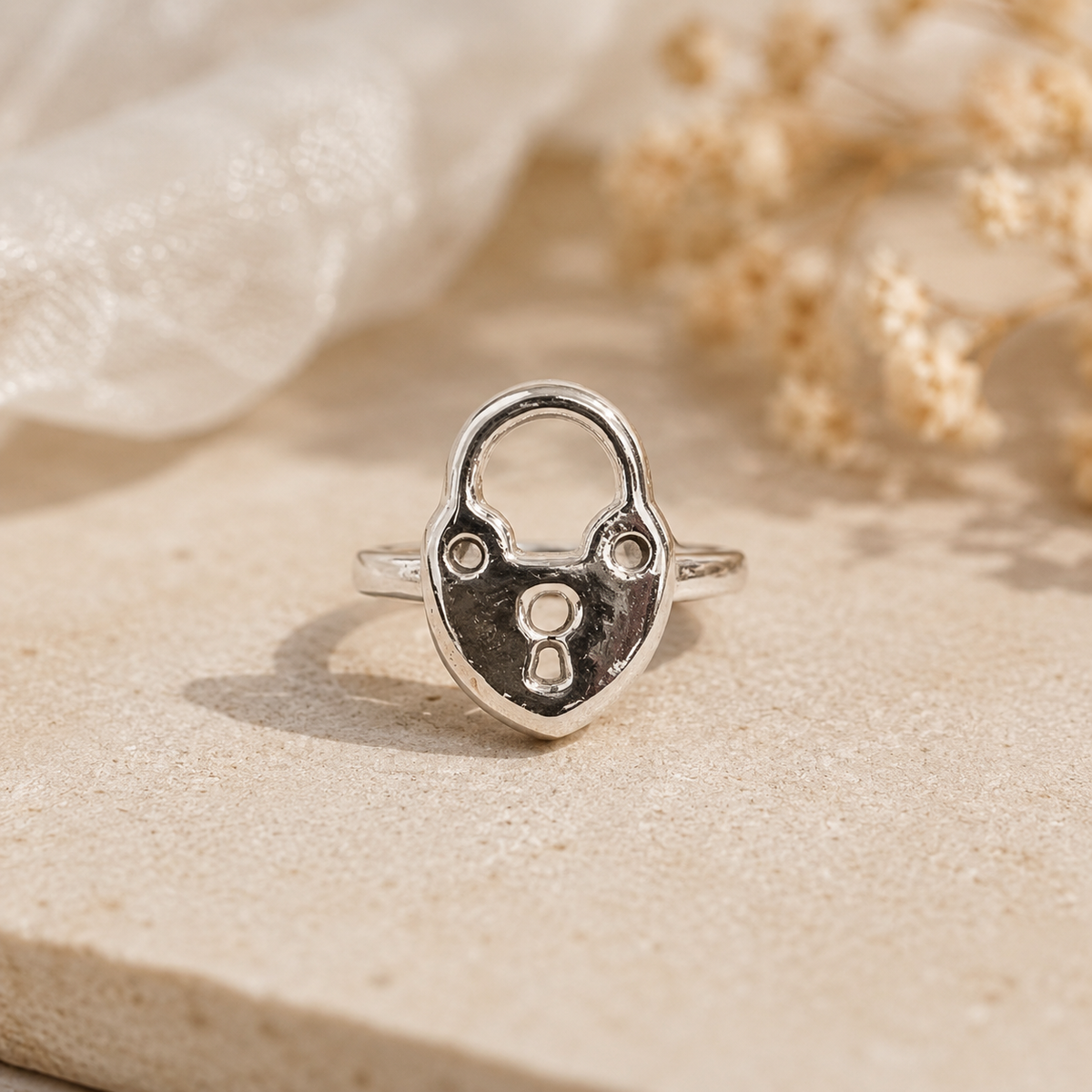 Keepsake lock ring