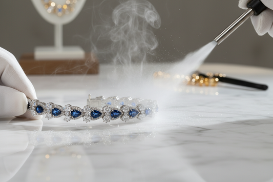 STEAM CLEANING A PIECE OF JEWELRY